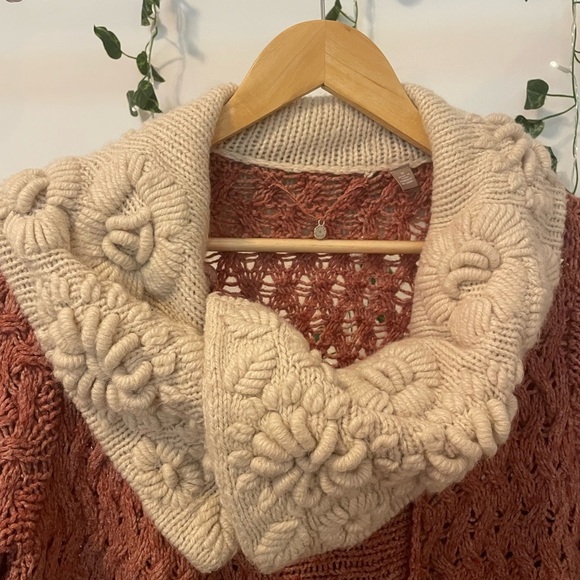 ANTHRO Knitted & Knotted Knit Cardigan Dark Orange - Picture 4 of 9